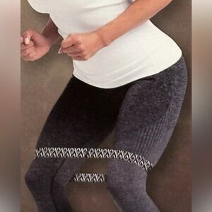 Re-Spin Black and White Patterned Booty Band by Halle Berry